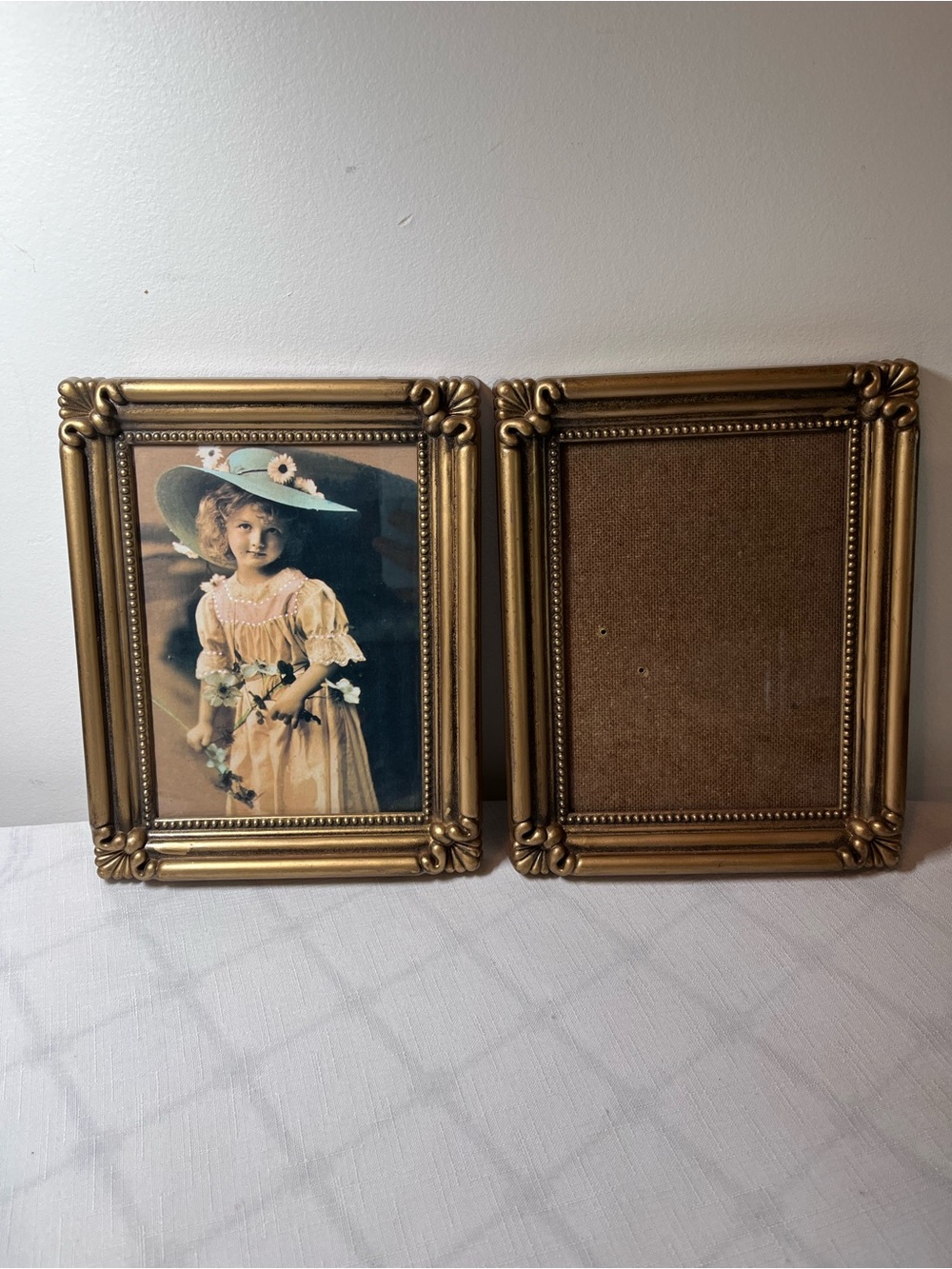 Ornate Gold Decorative Picture Frame (Set of 2)
Victorian 
5x7”
Like new